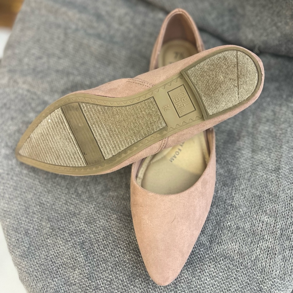 Cute pink flats perfect for formal events memory foam bottoms brand time and tru